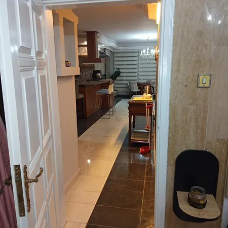 Apartment Gilmour House *